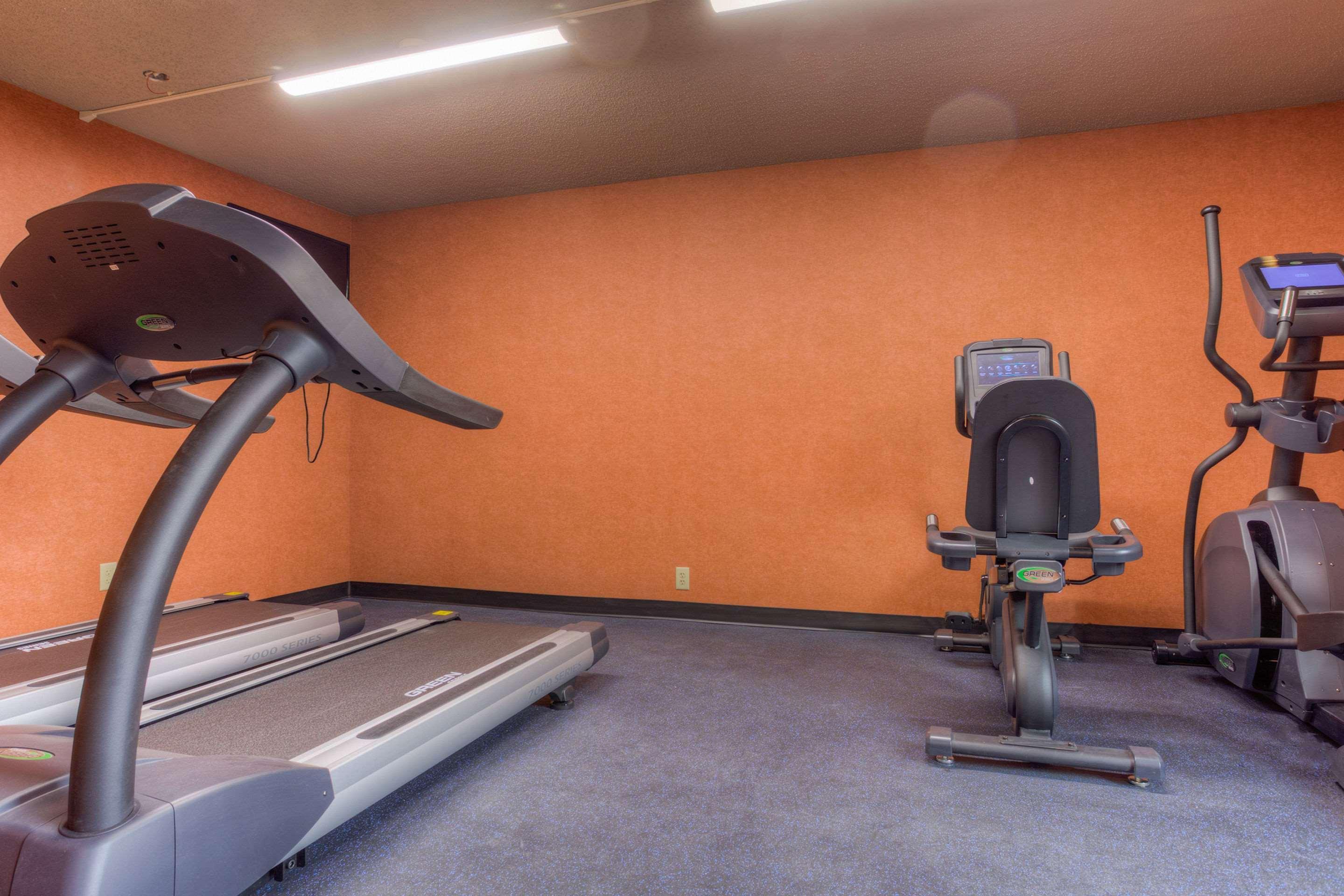 Comfort Inn & Suites Evansville Airport Bagian luar foto