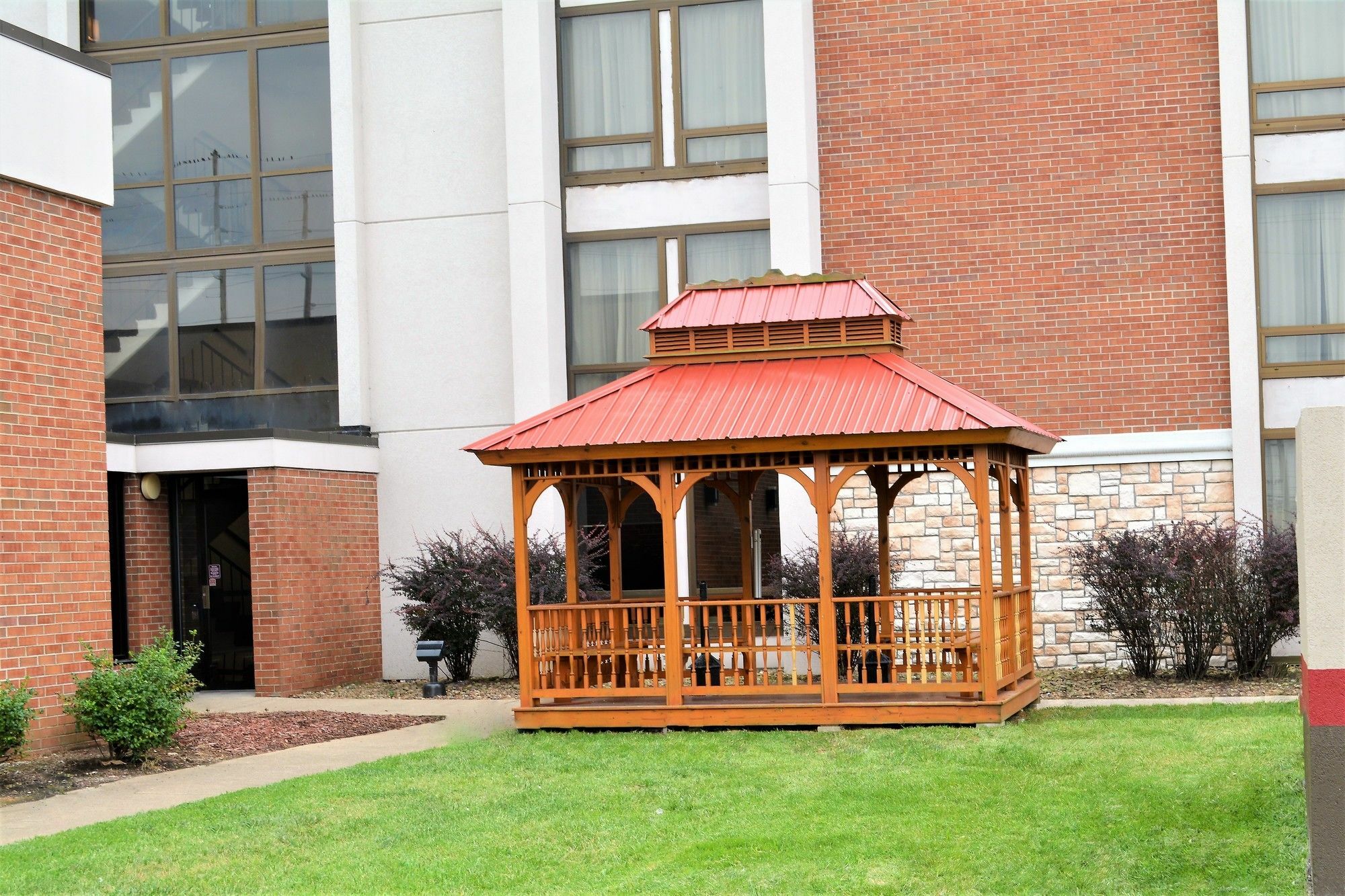 Comfort Inn & Suites Evansville Airport Bagian luar foto